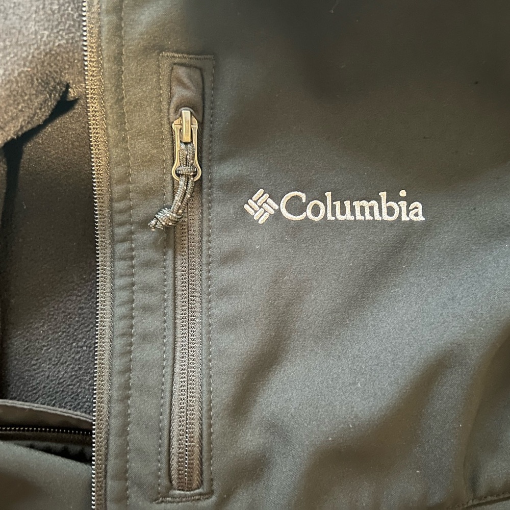 Columbia never worn soft shell fleece lined - Picture 5 of 8